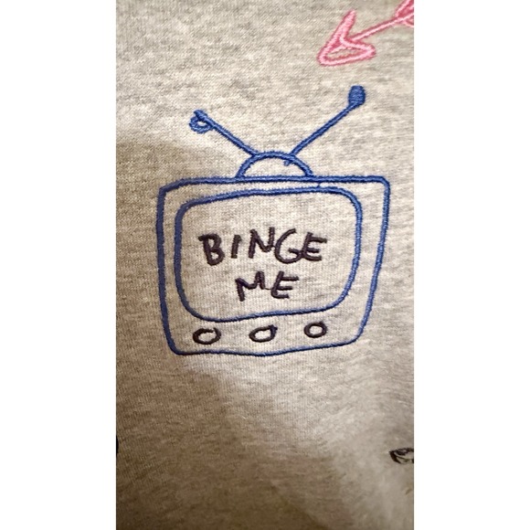 Bloomingdale's Bloomie's XS Novelty Gray Embroidered Graphics Sweatshirt - Picture 8 of 9